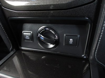 TOYOTA LAND CRUISER PRADO - 8