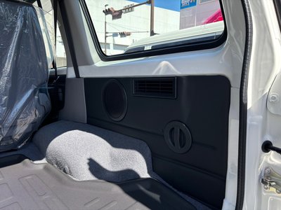 2025 Toyota LAND CRUISER 70 缩略图 35