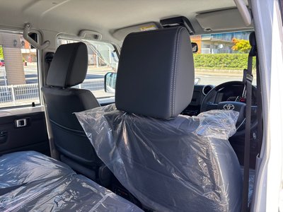 2025 Toyota LAND CRUISER 70 缩略图 31