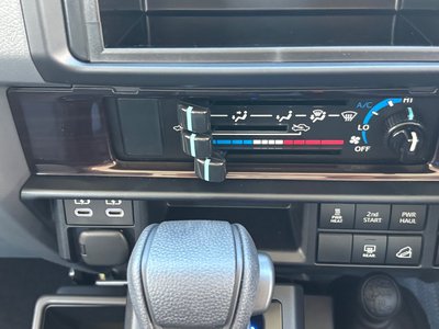2025 Toyota LAND CRUISER 70 缩略图 22