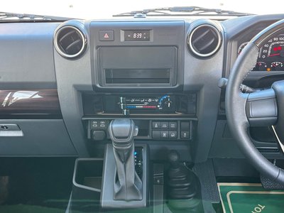 2025 Toyota LAND CRUISER 70 缩略图 27
