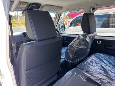 2025 Toyota LAND CRUISER 70 缩略图 29