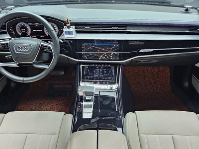 2022 AUDI A8 — фото 5
