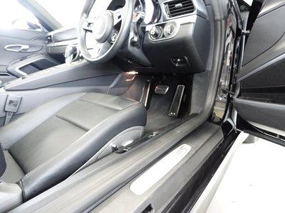PORSCHE 911 - 6