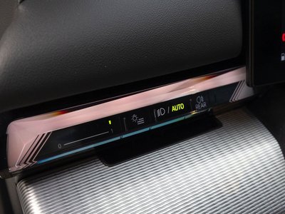 2025 BMW 5 SERIES — миниатюра 13