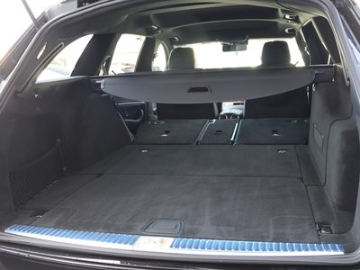 MERCEDES-BENZ E-CLASS - 10