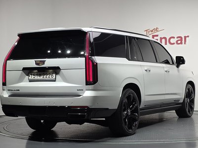 2025 CADILLAC ESCALADE 5TH GENERATION — фото 3