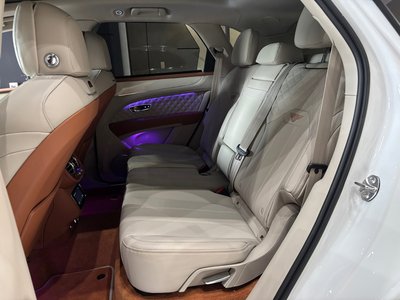 2023 Bentley BENTAYGA — миниатюра 20