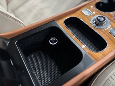 2023 Bentley BENTAYGA — миниатюра 63