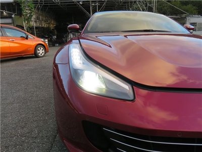 2019 Ferrari GTC4 LUSSO thumbnail 36