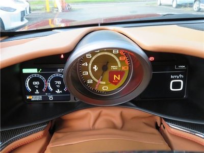 2019 Ferrari GTC4 LUSSO thumbnail 28