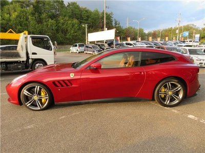 2019 Ferrari GTC4 LUSSO photo 9