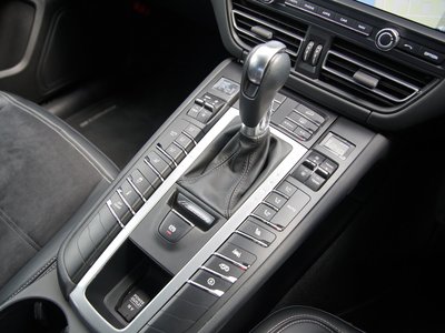 صورة مصغرة 24 لـ 2021 Porsche MACAN