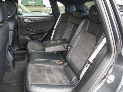 صورة مصغرة 43 لـ 2021 Porsche MACAN