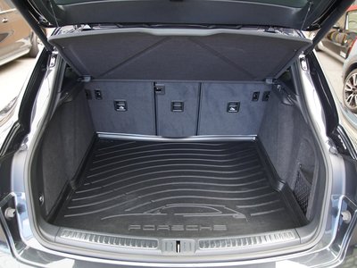 صورة مصغرة 46 لـ 2021 Porsche MACAN