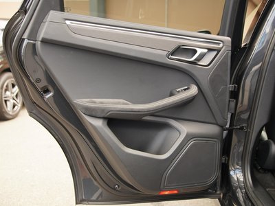 صورة مصغرة 45 لـ 2021 Porsche MACAN
