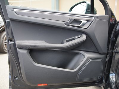 صورة مصغرة 41 لـ 2021 Porsche MACAN