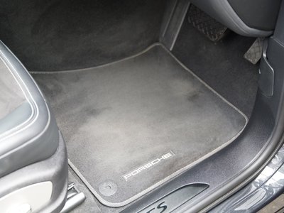 صورة مصغرة 28 لـ 2021 Porsche MACAN