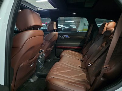 صورة 8 لـ 2024 Genesis GV80