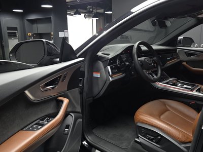 2021 AUDI Q8 缩略图 13