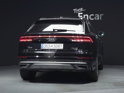 2021 AUDI Q8 照片 3