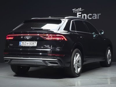 2021 AUDI Q8 照片 4