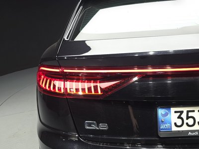 2021 AUDI Q8 照片 10