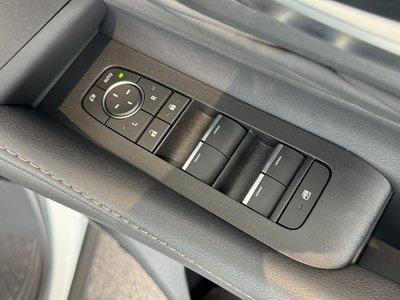 صورة مصغرة 41 لـ 2025 Toyota ALPHARD