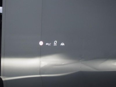 MERCEDES-BENZ E-CLASS - 8