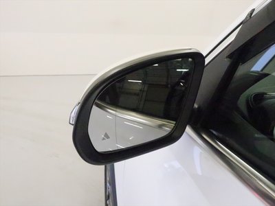صورة 6 لـ 2023 Mercedes-BENZ GLB
