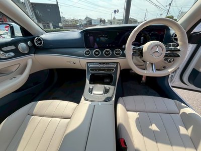 MERCEDES-BENZ E-CLASS - 3