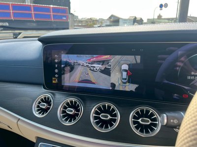 MERCEDES-BENZ E-CLASS - 9