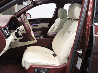 صورة 4 لـ 2021 Bentley BENTAYGA