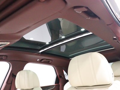 صورة 6 لـ 2021 Bentley BENTAYGA
