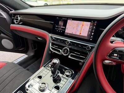 2024 Bentley FLYING SPUR — миниатюра 20