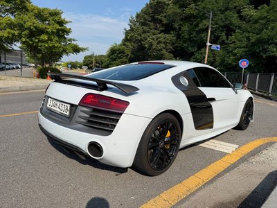 2014 AUDI R8 photo 2