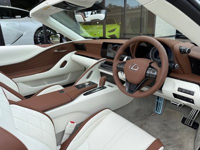 2026 Lexus LC CONVERTIBLE — миниатюра 24