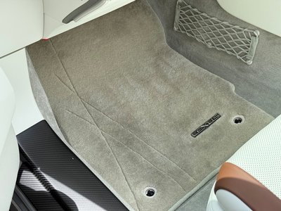 2026 Lexus LC CONVERTIBLE — миниатюра 11