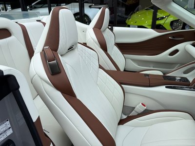 2026 Lexus LC CONVERTIBLE — миниатюра 74
