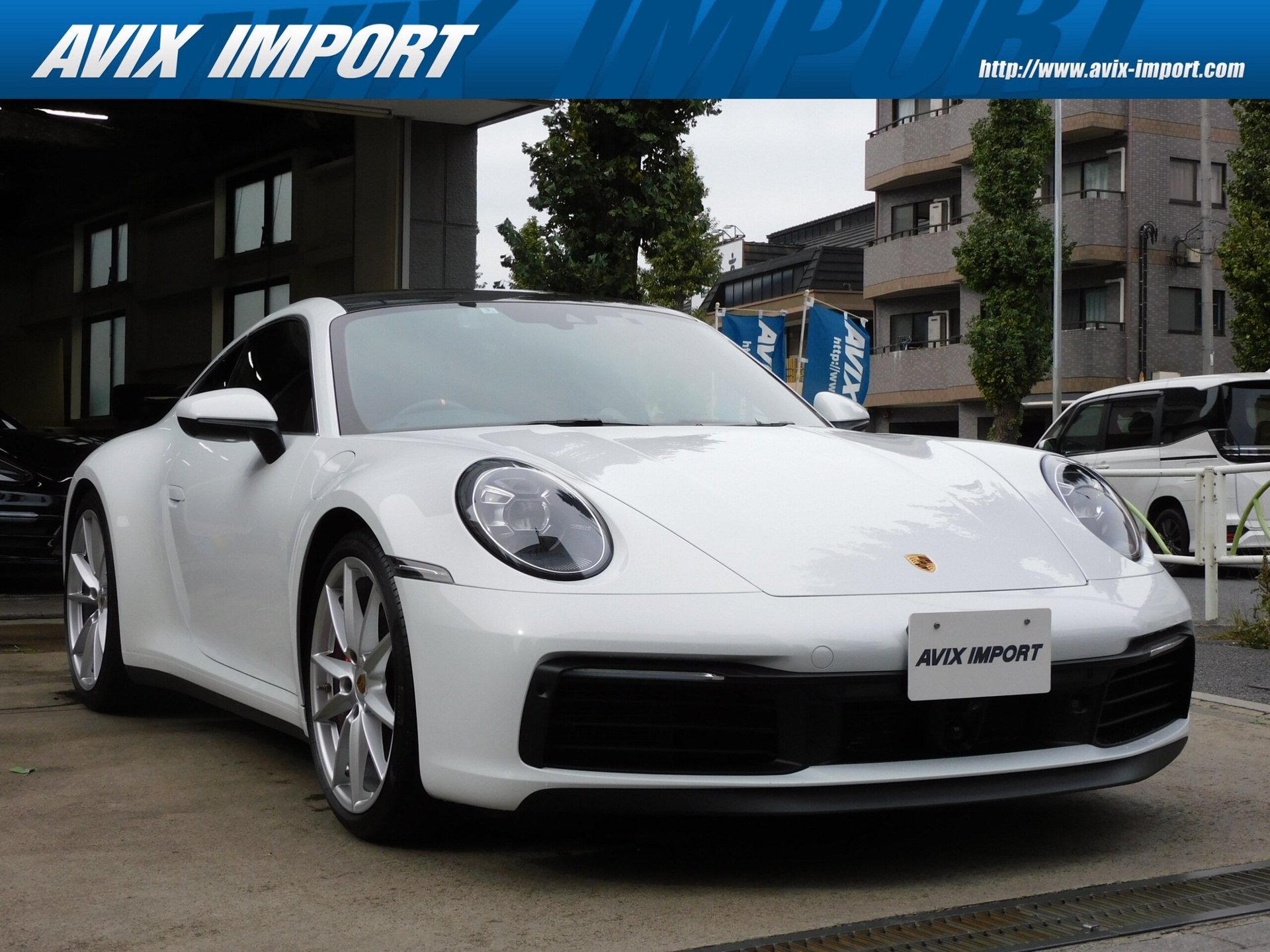 PORSCHE 911 - View 1