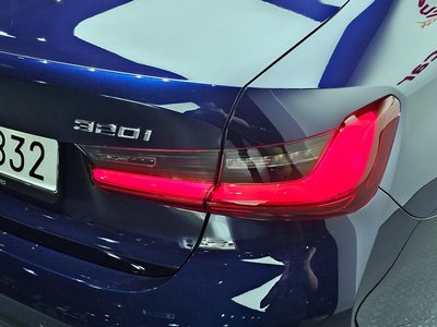 BMW 3 SERIES - 10