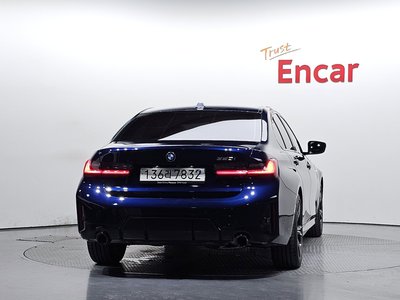 BMW 3 SERIES - 4