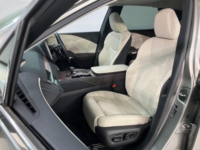 LEXUS RX - 9