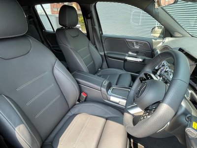 2025 Mercedes-BENZ GLB 缩略图 22