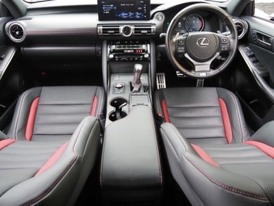 2022 Lexus IS 缩略图 22