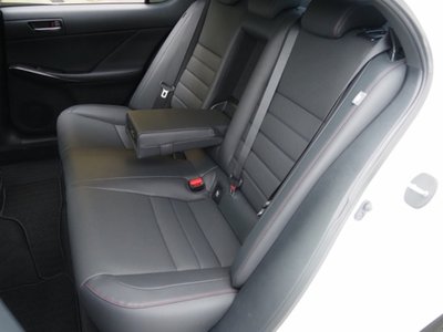 2022 Lexus IS 缩略图 29