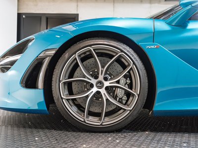 2019 MCLAREN 720S SPIDER — фото 10