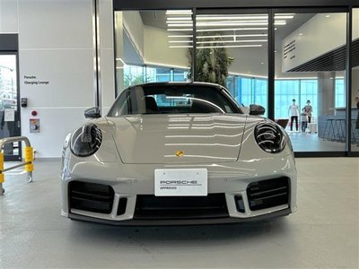 PORSCHE 911 - 4