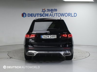 MERCEDES-BENZ GLB - 3