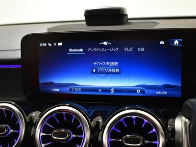 MERCEDES-BENZ GLB AMG - 8